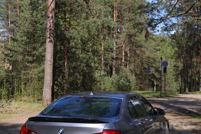 BMW 5 Series F07/F10/F11 Sedan