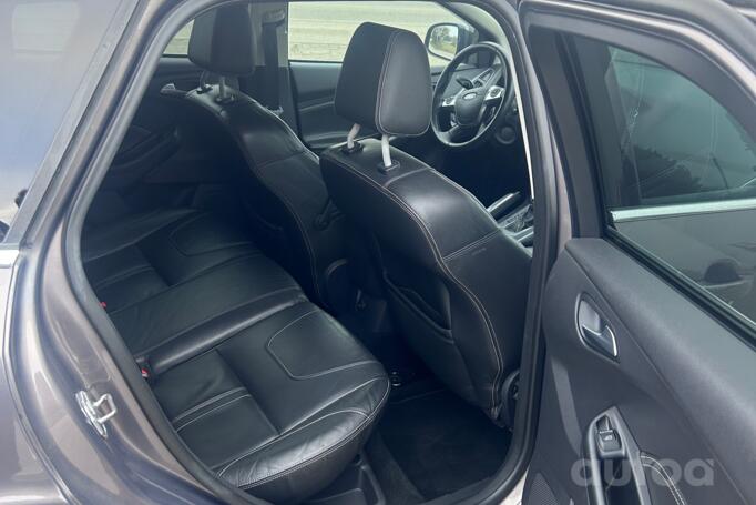 Ford Focus 3 generation ST wagon 5-doors