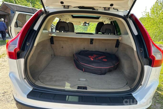 Volvo XC60 1 generation Crossover