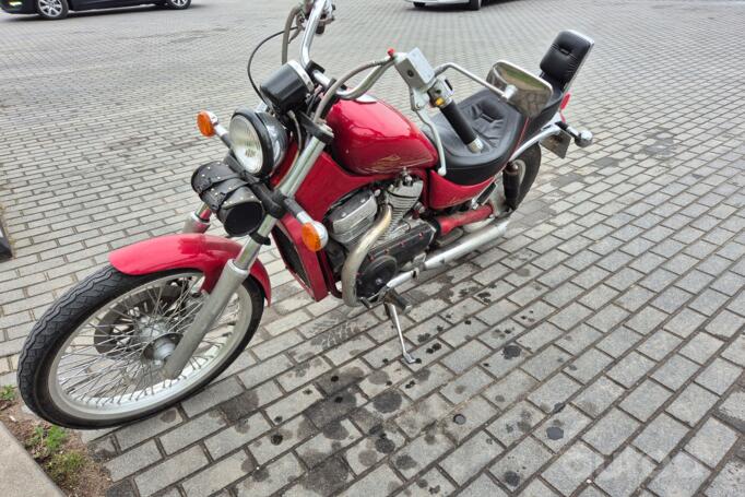 Suzuki Intruder