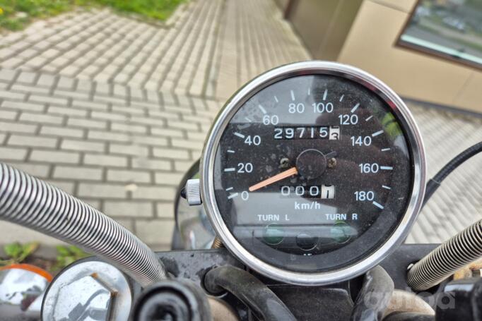 Suzuki Intruder