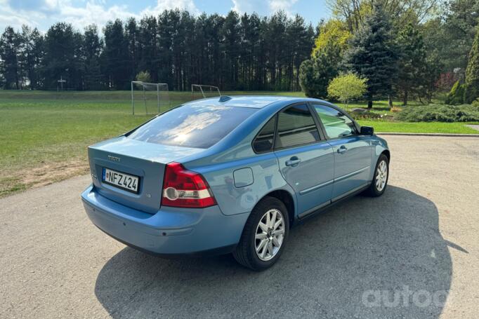 Volvo S40 2 generation Sedan