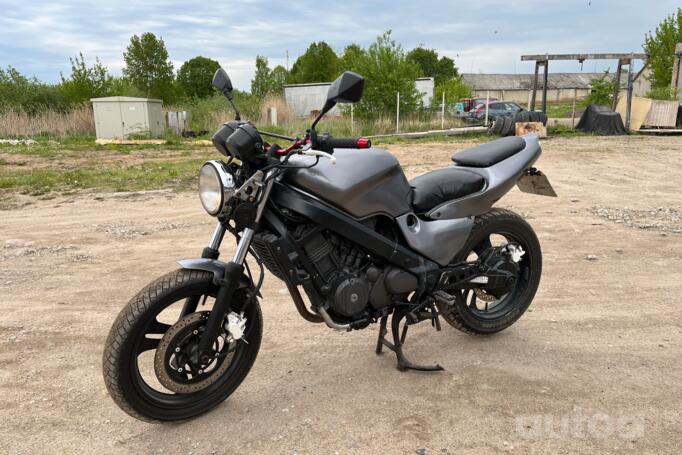 Honda NT
