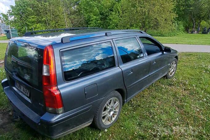Volvo V70 2 generation [restyling] wagon 5-doors