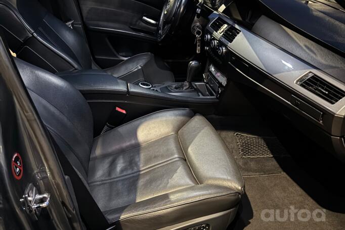 BMW 5 Series E60/E61 Touring wagon
