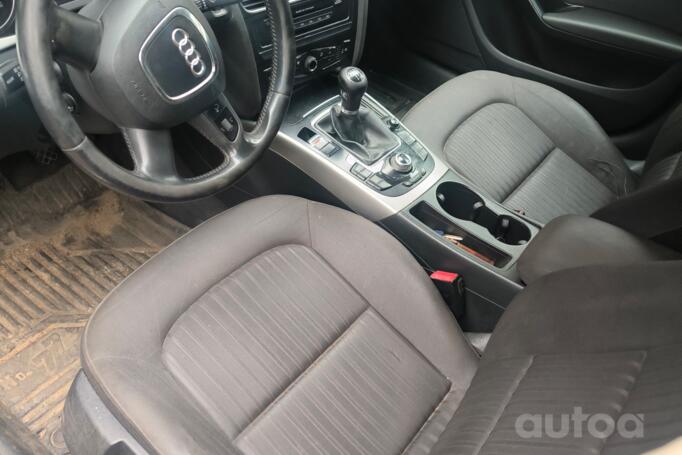 Audi A4 B8/8K Sedan 4-doors