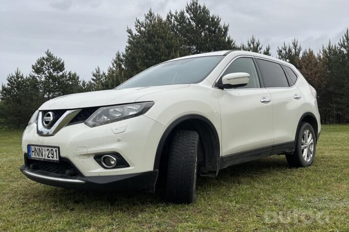 Nissan X-Trail T32 Crossover