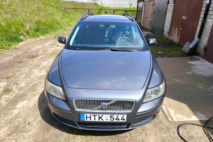 Volvo V50