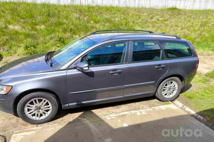 Volvo V50