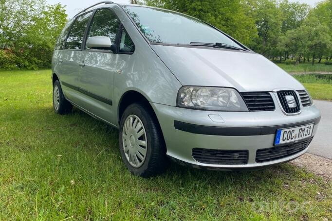 SEAT Alhambra 1 generation [restyling] Minivan