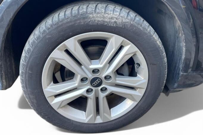 Audi Q2 1 generation Crossover