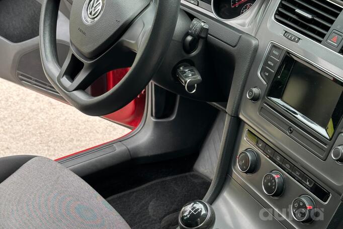 Volkswagen Golf 7 generation Hatchback 5-doors