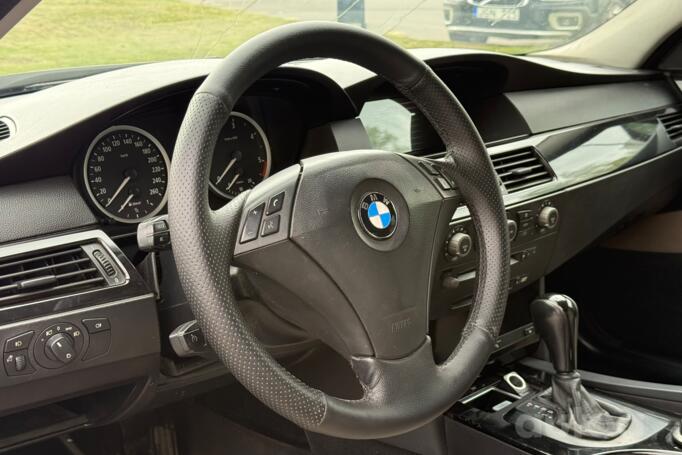 BMW 5 Series E60/E61 Sedan