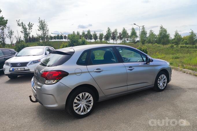 Citroen C4 2 generation Hatchback