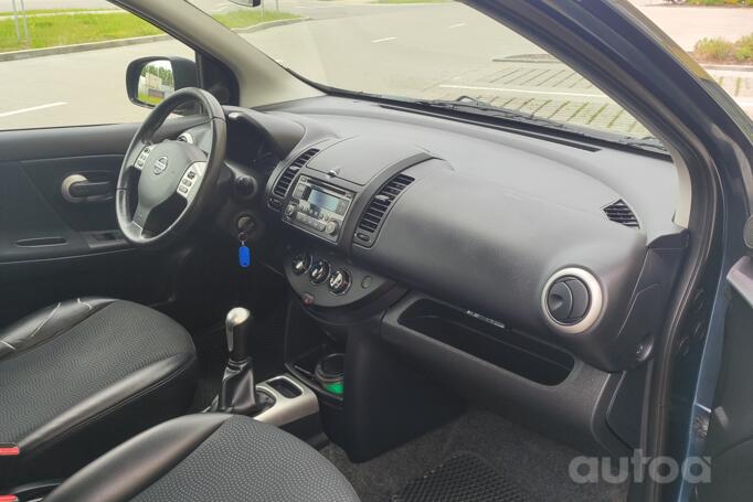 Nissan Note E11 [restyling] Hatchback