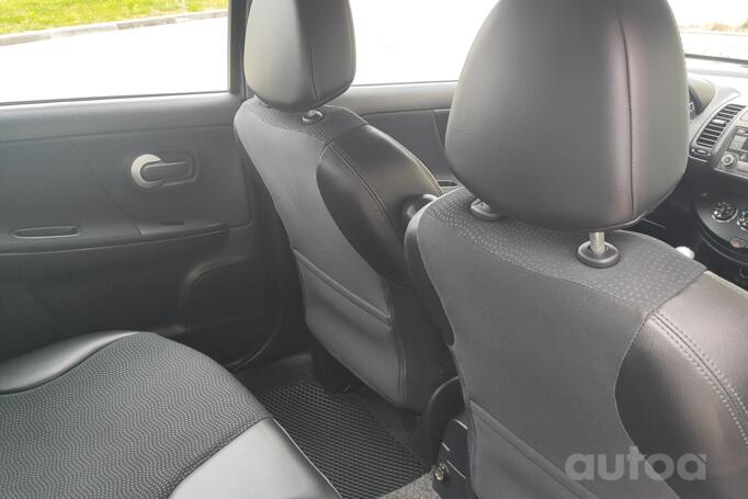Nissan Note E11 [restyling] Hatchback