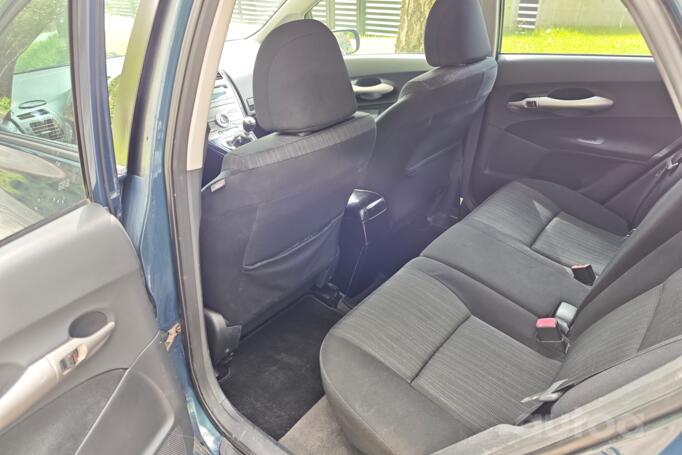 Toyota Auris 1 generation Hatchback 5-doors