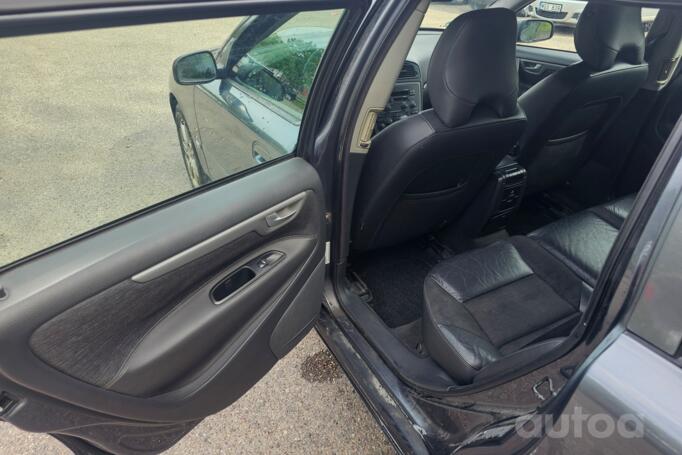 Volvo V70 2 generation [restyling] wagon 5-doors