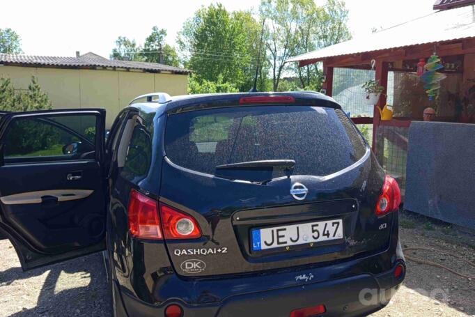 Nissan Qashqai+2