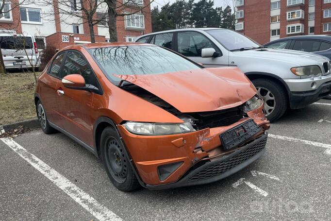 Honda Civic 8 generation Hatchback 5-doors