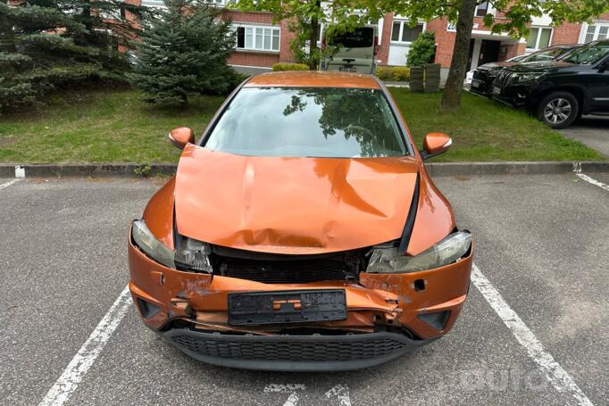 Honda Civic 8 generation Hatchback 5-doors