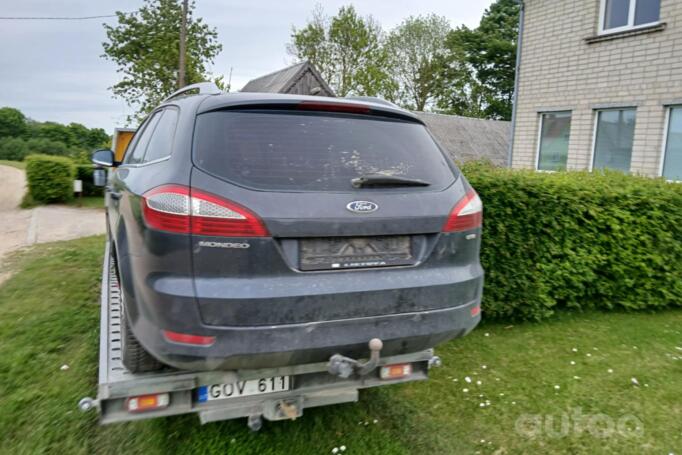 Ford Mondeo 4 generation wagon