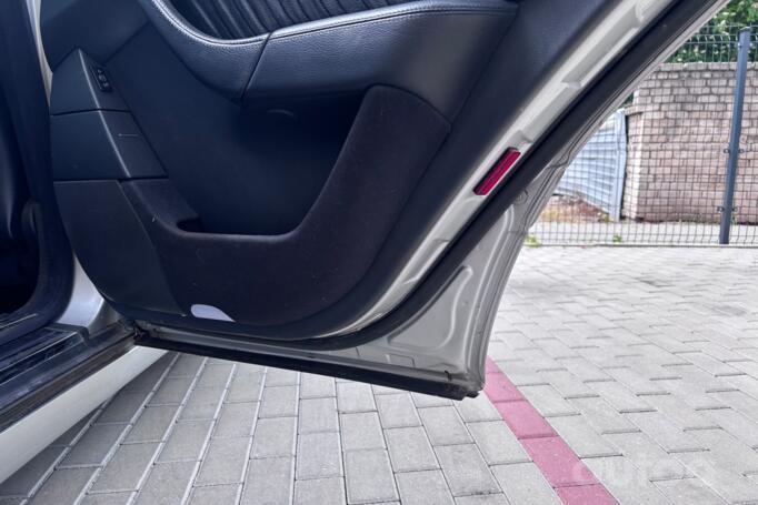 Mercedes-Benz S-Class W220 [restyling] Sedan 4-doors