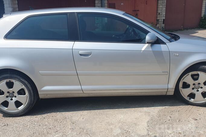 Audi A3 8P Hatchback 3-doors