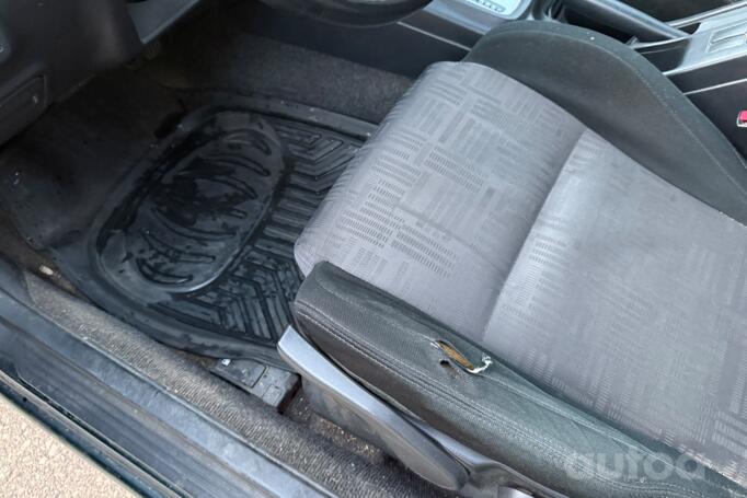 Subaru Impreza 2 generation [restyling] wagon