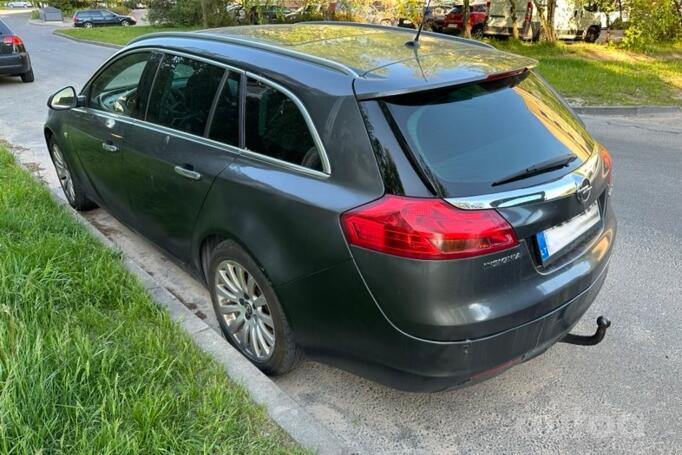 Opel Insignia A Sports Tourer wagon 5-doors