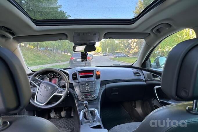 Opel Insignia A Sports Tourer wagon 5-doors