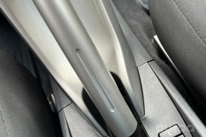 Toyota Auris 1 generation Hatchback 5-doors