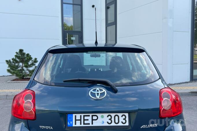 Toyota Auris 1 generation Hatchback 5-doors