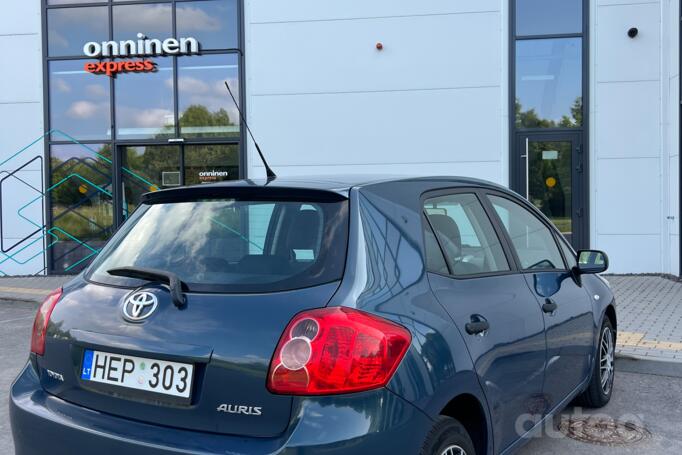 Toyota Auris 1 generation Hatchback 5-doors