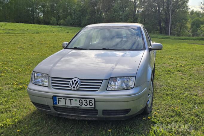 Volkswagen Bora 1 generation Sedan