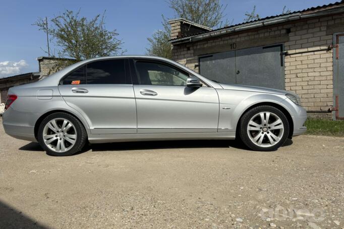 Mercedes-Benz C-Class W204/S204 Sedan 4-doors