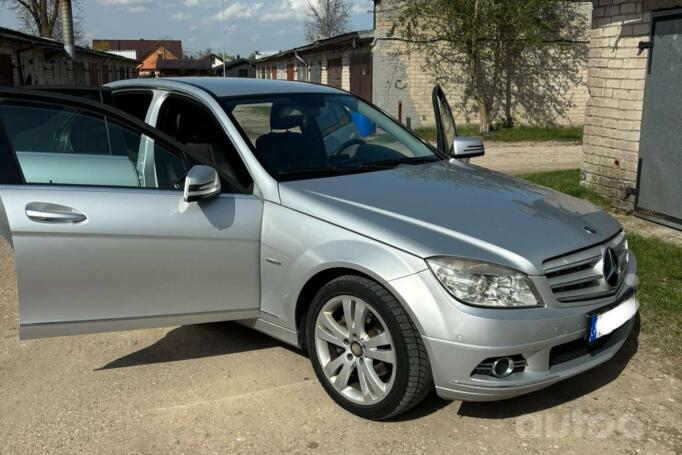 Mercedes-Benz C-Class W204/S204 Sedan 4-doors