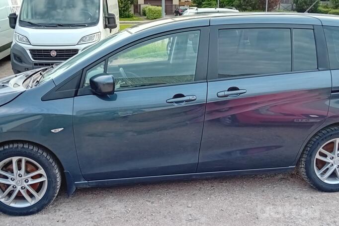 Mazda 5 CW Minivan