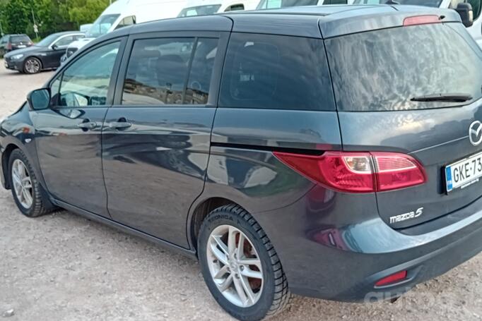 Mazda 5 CW Minivan