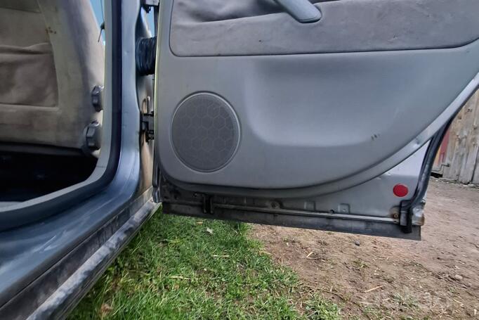 Volkswagen Passat B5.5 [restyling] wagon