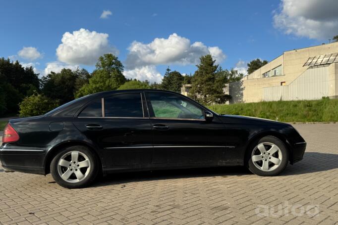 Mercedes-Benz E-Class W211 Sedan