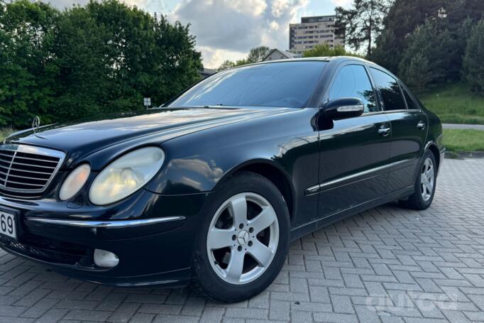 Mercedes-Benz E-Class W211 Sedan