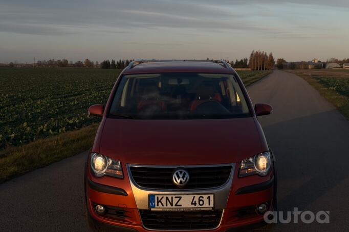 Volkswagen Touran 1 generation [restyling] Cross minivan 5-doors