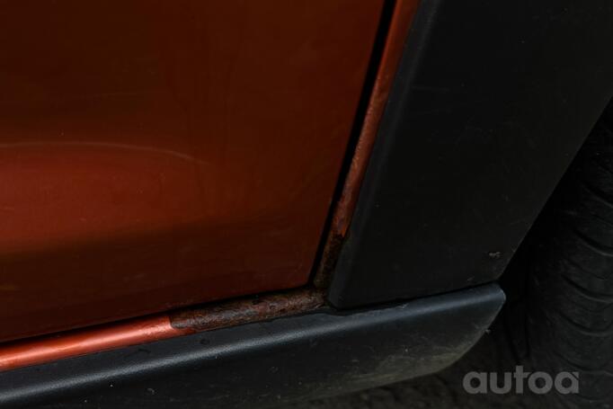 Volkswagen Touran 1 generation [restyling] Cross minivan 5-doors