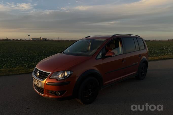 Volkswagen Touran 1 generation [restyling] Cross minivan 5-doors