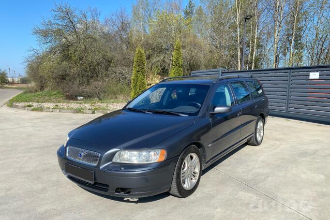 Volvo V70 2 generation [restyling] wagon 5-doors