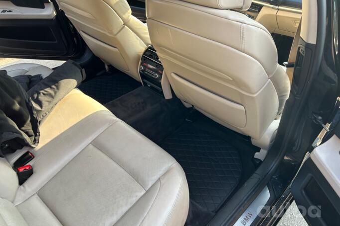 BMW 7 Series F01/F02 Sedan