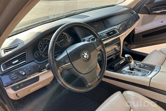 BMW 7 Series F01/F02 Sedan