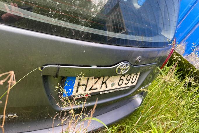 Toyota Corolla Verso 1 generation Minivan