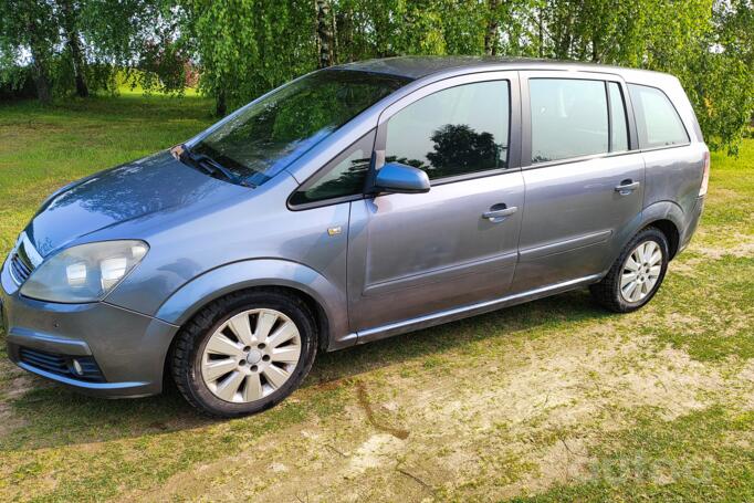Opel Zafira B Minivan 5-doors